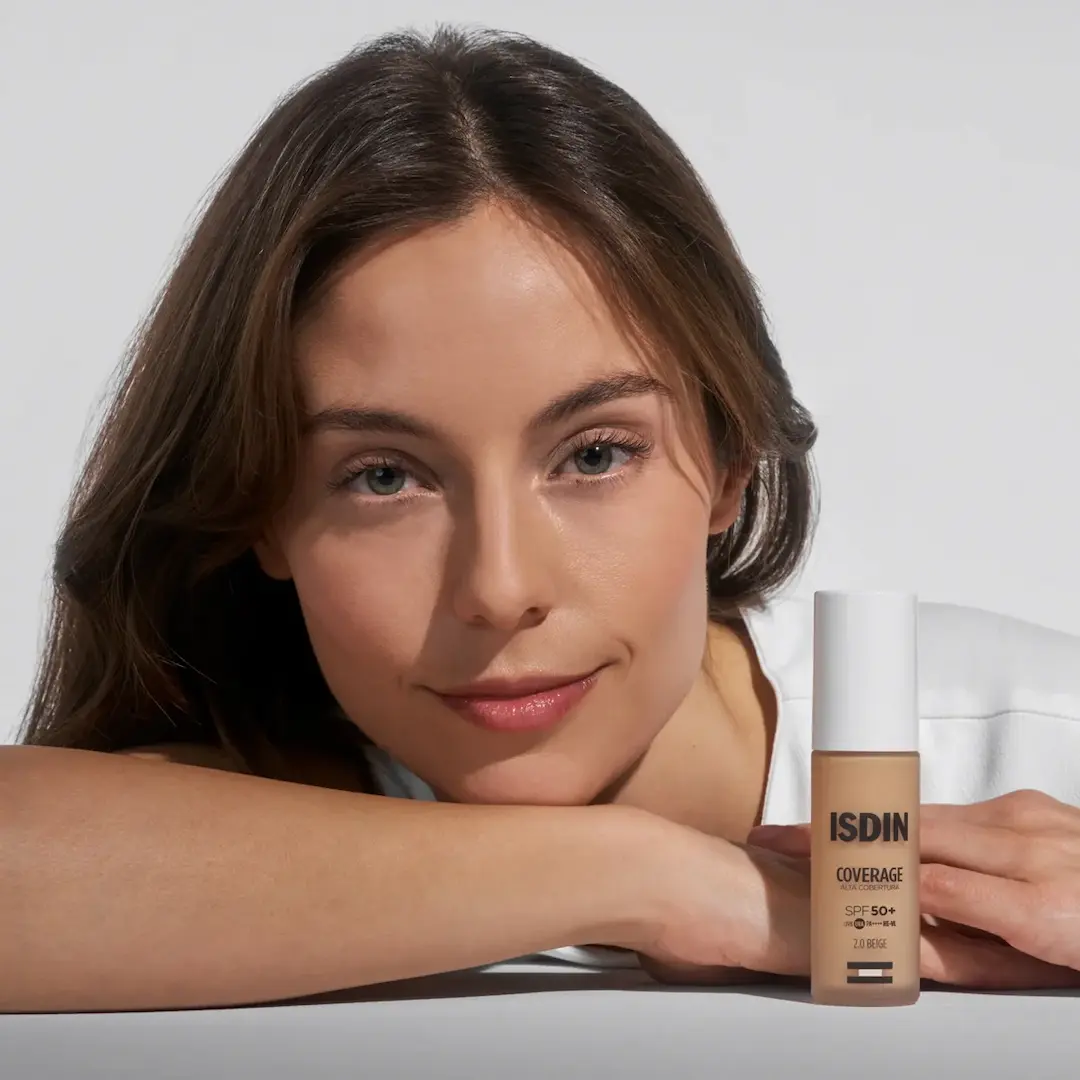 ISDIN COVERAGE BEIGE SPF50 - Imagen 2